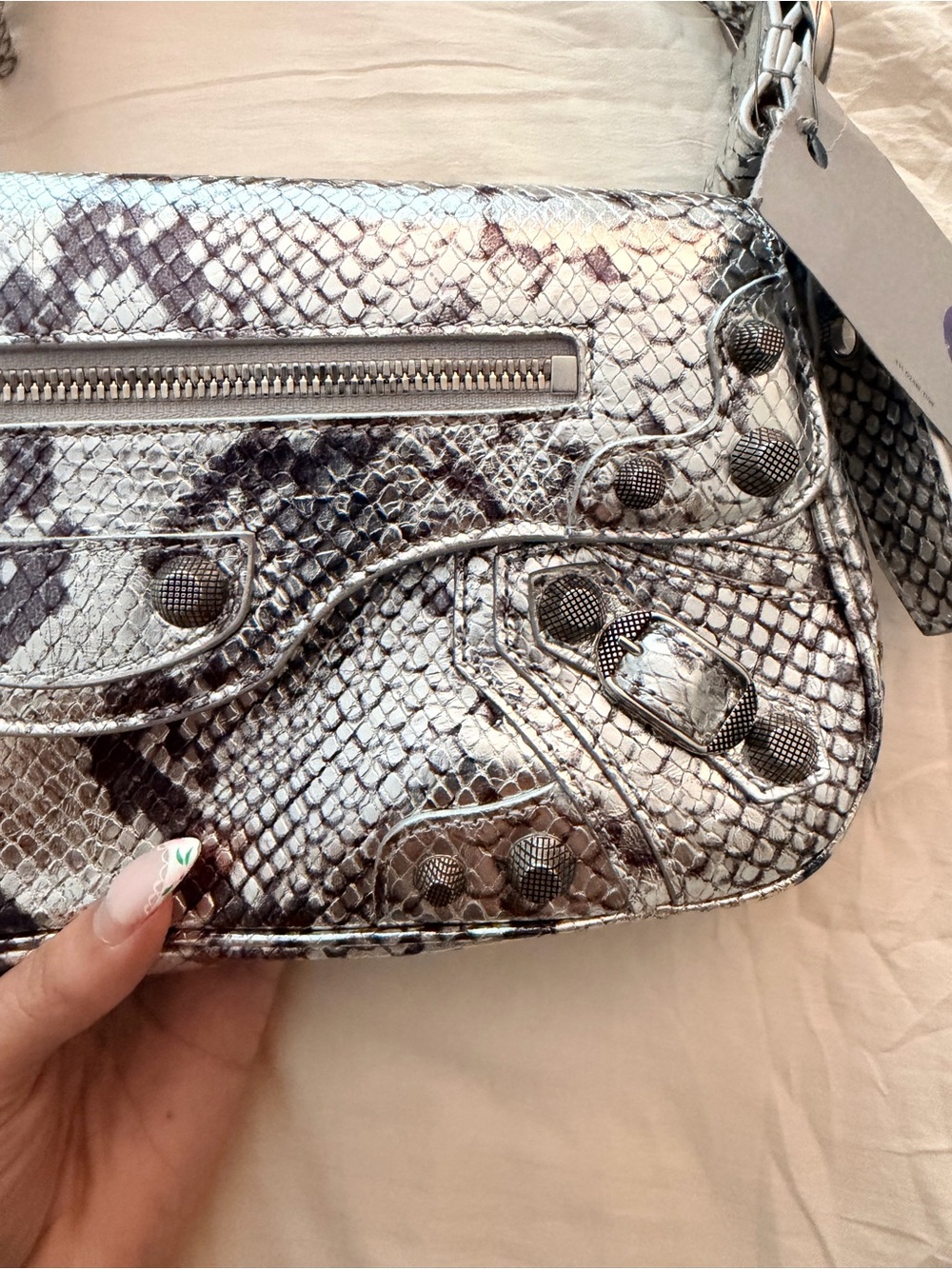 Balenciaga Le Cagole Giant Studs Sling Bag Python Embossed Leather - Picture 5 of 9